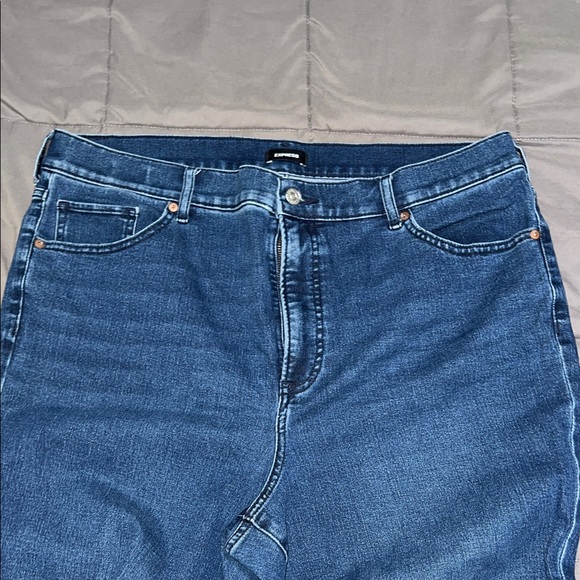 Express Super High Waisted Medium Wash jeans - Picture 4 of 6